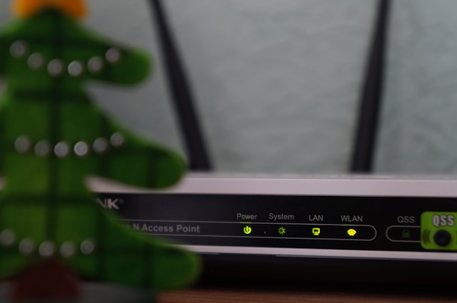 Consistent Wi-Fi Performance: Top Routers That Handle Heavy Traffic Without Slowing Down
